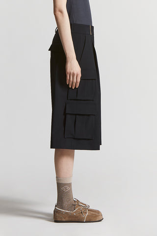 Two-way stretch wool canvas bermuda shorts