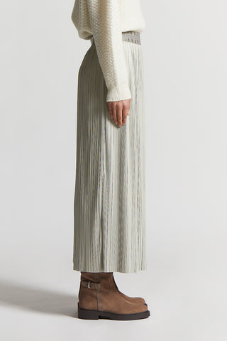 Pleated skirt