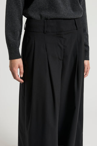 Tropical wool fabric trousers