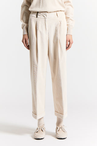 500-line corduroy trousers
