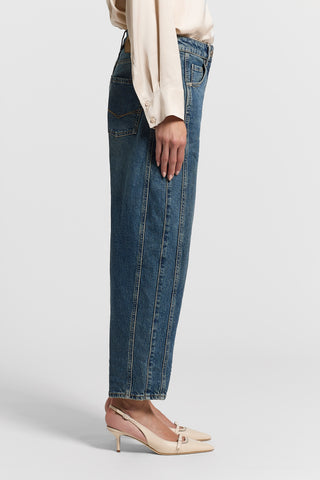 Denim carrot stone wash