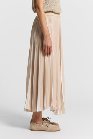 Two-tone pleated skirt