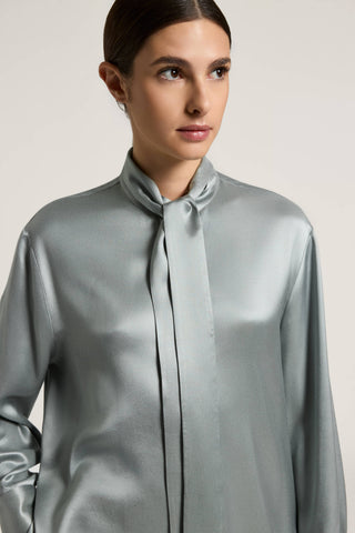 Camicia in cavalry lucido in fluida viscosa