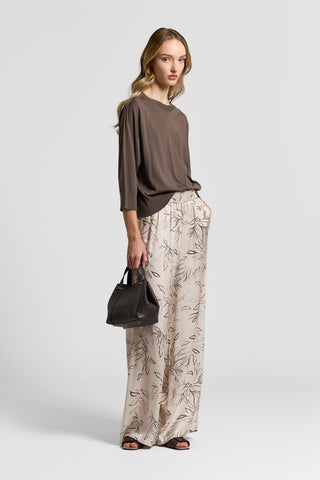 Pure wool yarn sweater