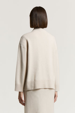 Maglia in lana, seta e cashmere