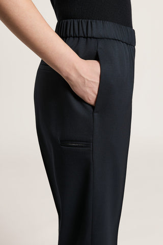 Pantalone carrot in gabardina di lana 4 / 5