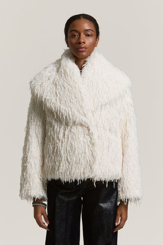 Cappotto doppiopetto in eco-pelliccia 1 / 5