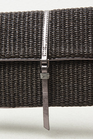 Clutch in woven straw fabric