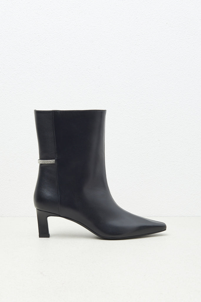 Real leather ankle boot  