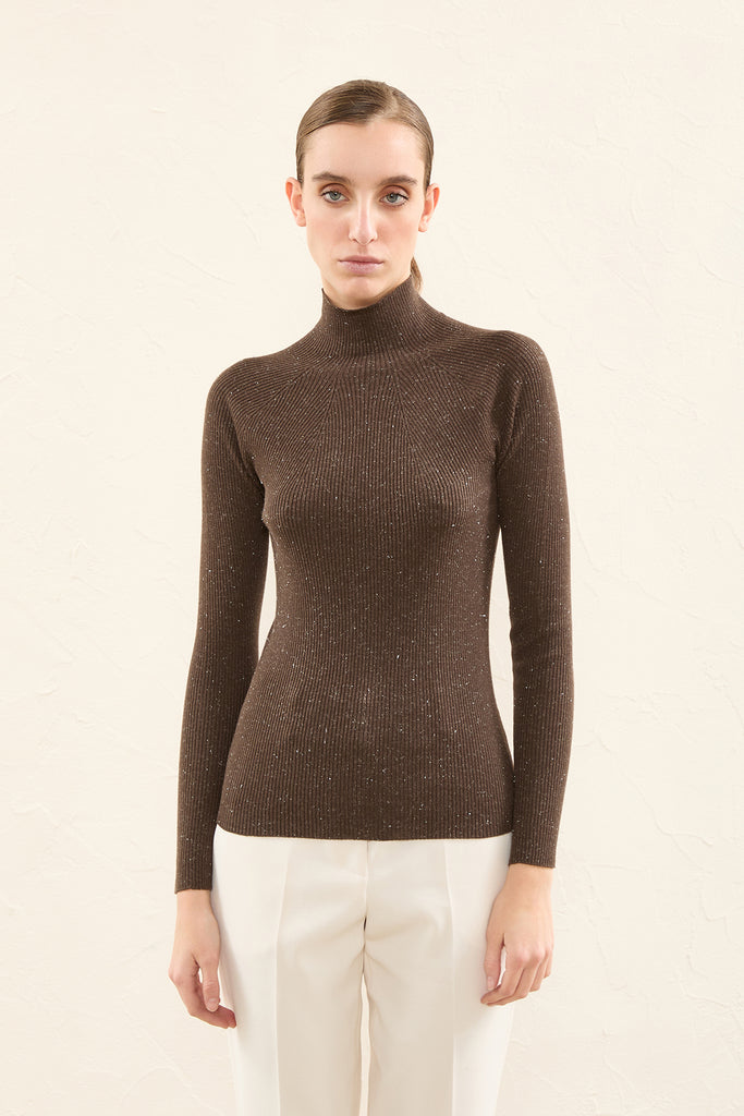 Wool and viscose yarn with laminated thread sweater  