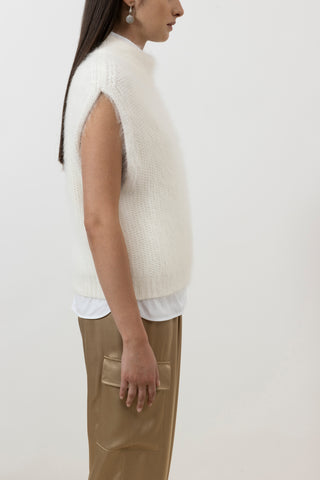 Angora wool yarn gilet  