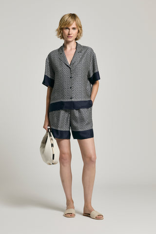 Shorts in twill di viscosa