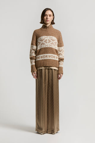 Look Woman 28