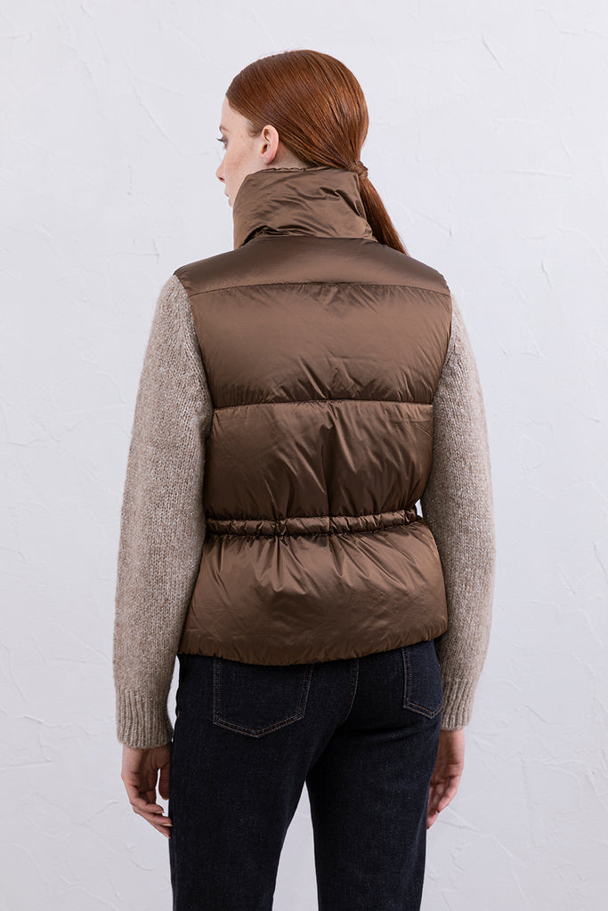 Iridescent nylon down-filled  gilet  
