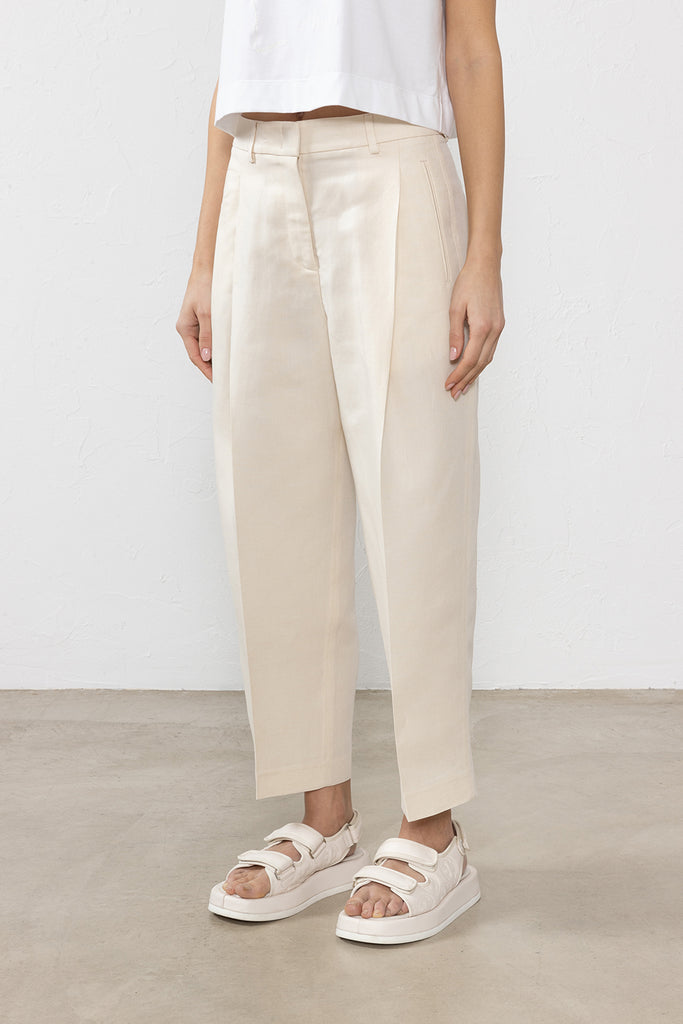 Diagonal weave trousers in yarn dyed line and viscose blend  