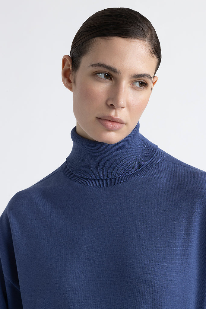 Pure new wool high neck sweater  