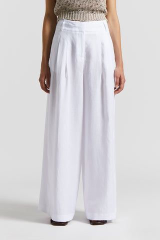 Trousers in light and cool pure linen