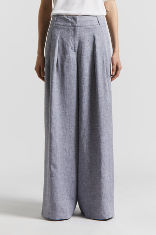 Trousers in light and cool pure linen