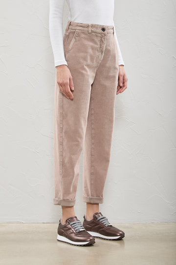 Carrot trousers in stretch cotton corduroy  