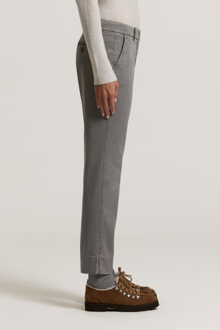 Pantalone Iconic 4718 in gabardina 2 / 3