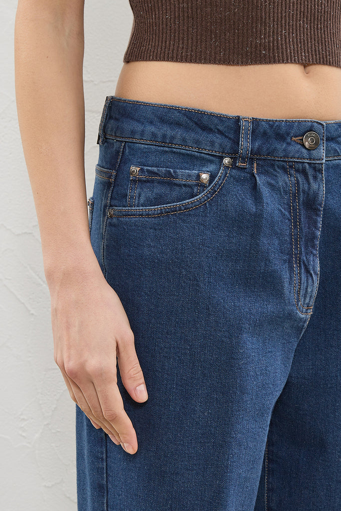 Low waist stretch denim jeans  