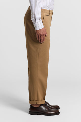 Man chino pants