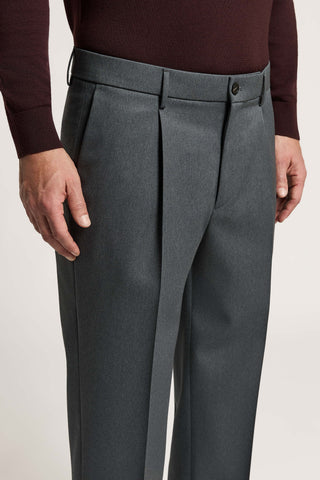 Pantalone in gabardina di pura lana