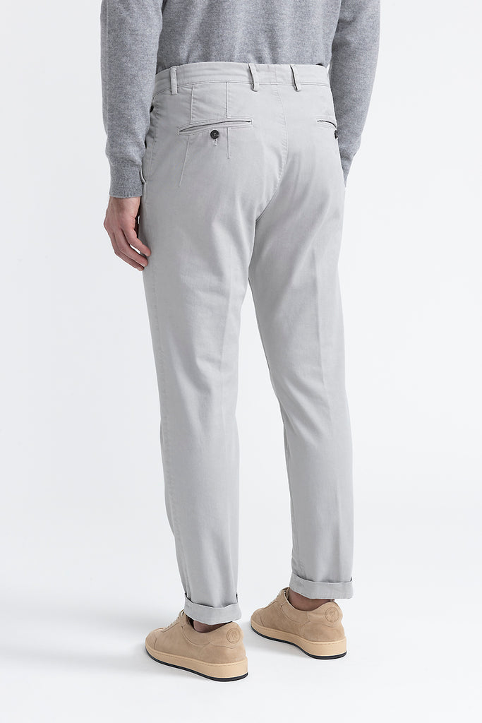 Stretch cotton chinos  