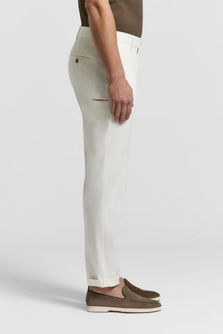 Pantalone chino in gabardina di puro cotone
