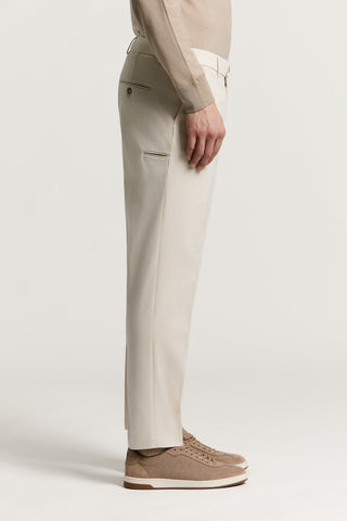 Pantalone chino in gabardina di cotone