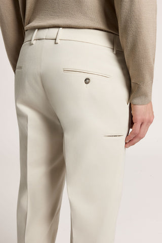 Pantalone chino in gabardina di cotone