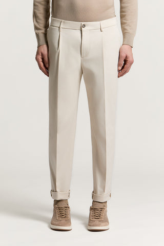 Pantalone chino in gabardina di cotone