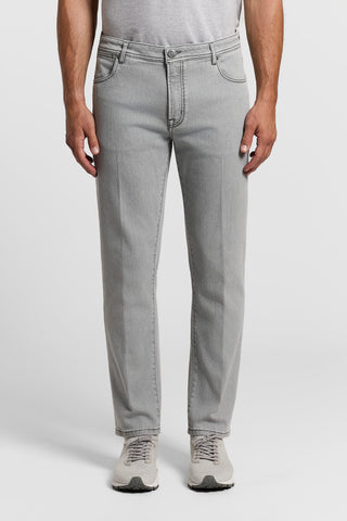 Carrot-fit cotton jeans