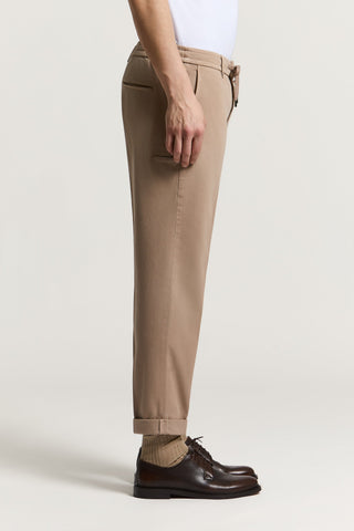 Pantalone jogger in gabardina di cotone