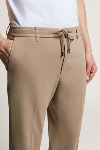 Pantalone jogger in gabardina di cotone