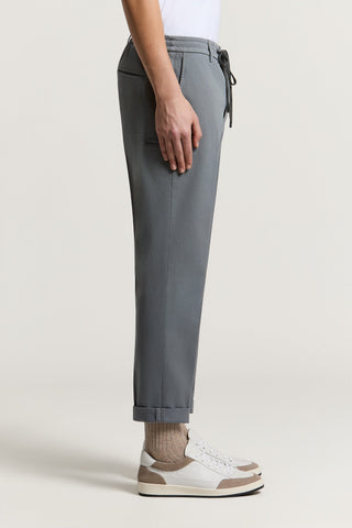 Pantalone jogger in gabardina di cotone