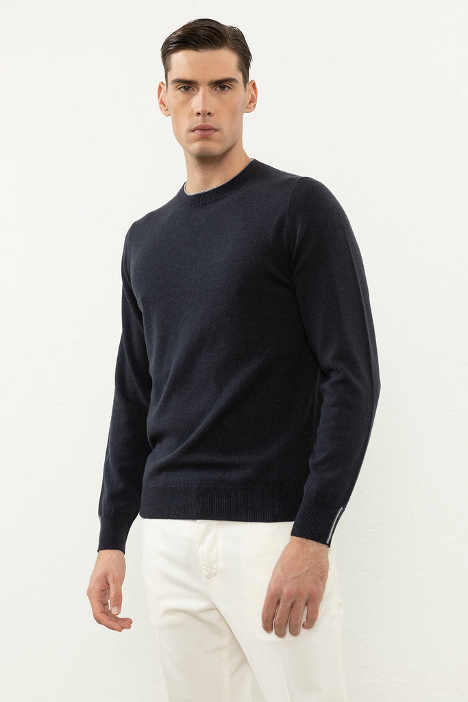 Wool, silk and cashmere sweater  