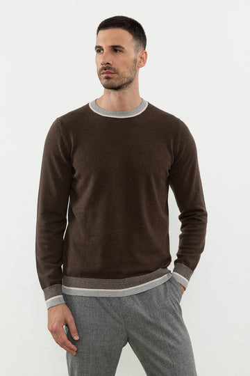 Soft sweater in wool, silk and cashmere  