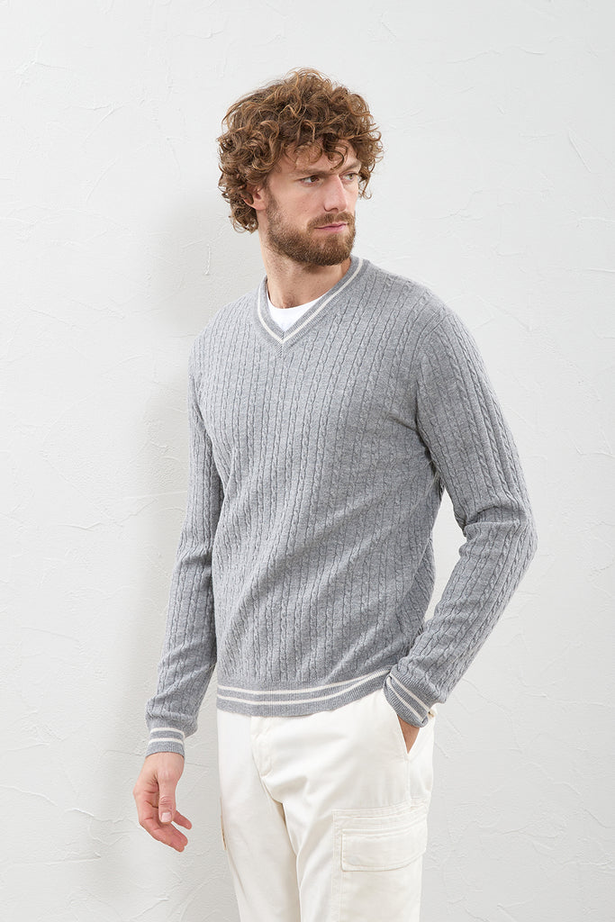 Wool and cashmere cable-knit sweater  