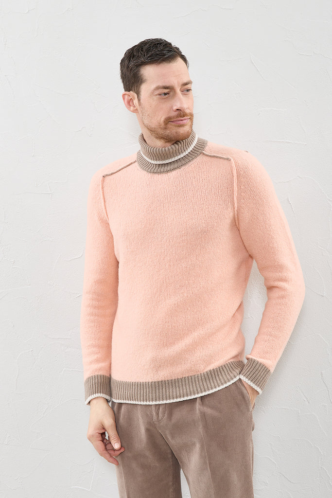 Turtleneck sweater in wool and cashmere  