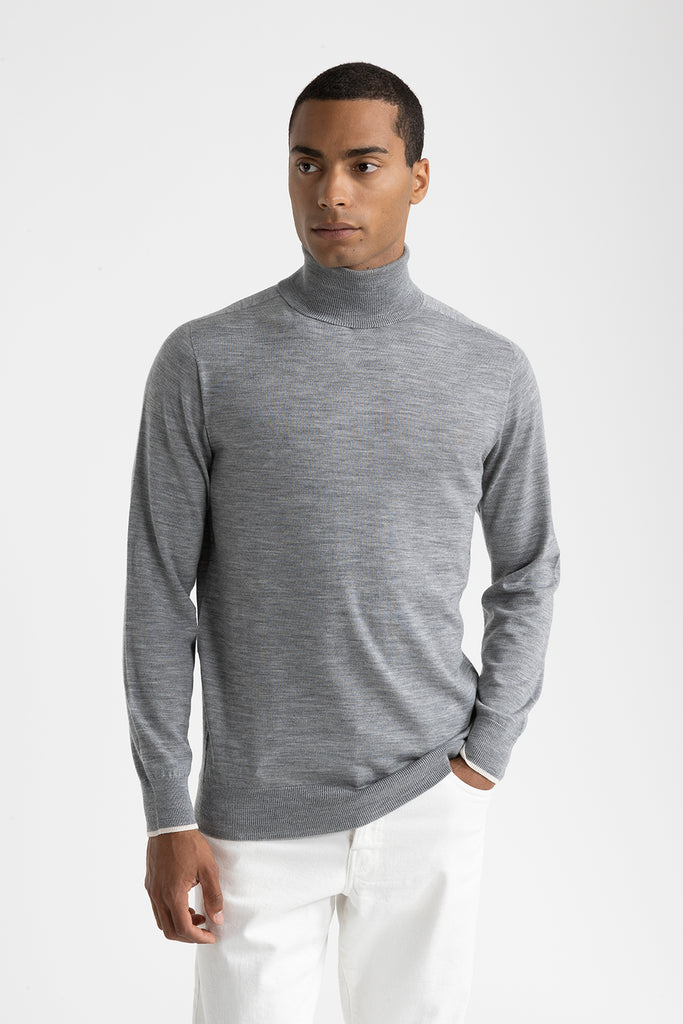 Pure new wool high neck sweater  