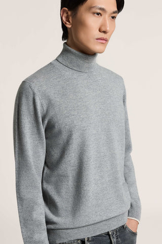 Maglia a collo alto in lana e cashmere