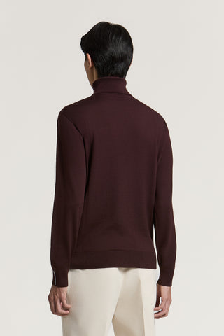 Maglia a collo alto in pura lana