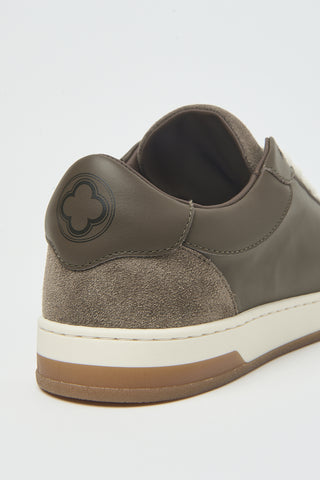 Leather sneakers
