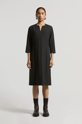 Two-way-stretch technical double fabric sheath dress