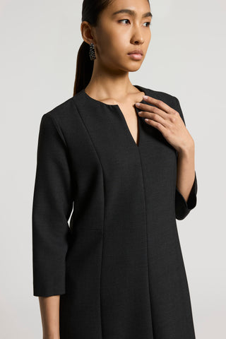 Two-way-stretch technical double fabric sheath dress