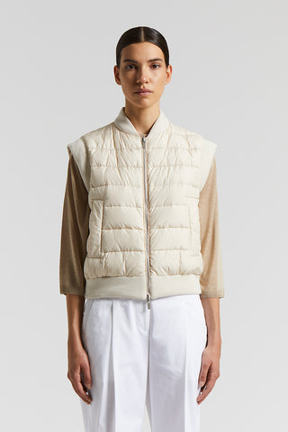 Short sleeveless down jacket with bomber collar