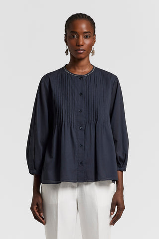 Camicia con scollo a giro in voile di cotone