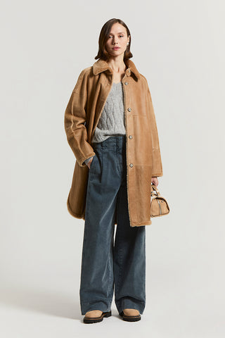 Montone in vero pelo di pecora merinillo