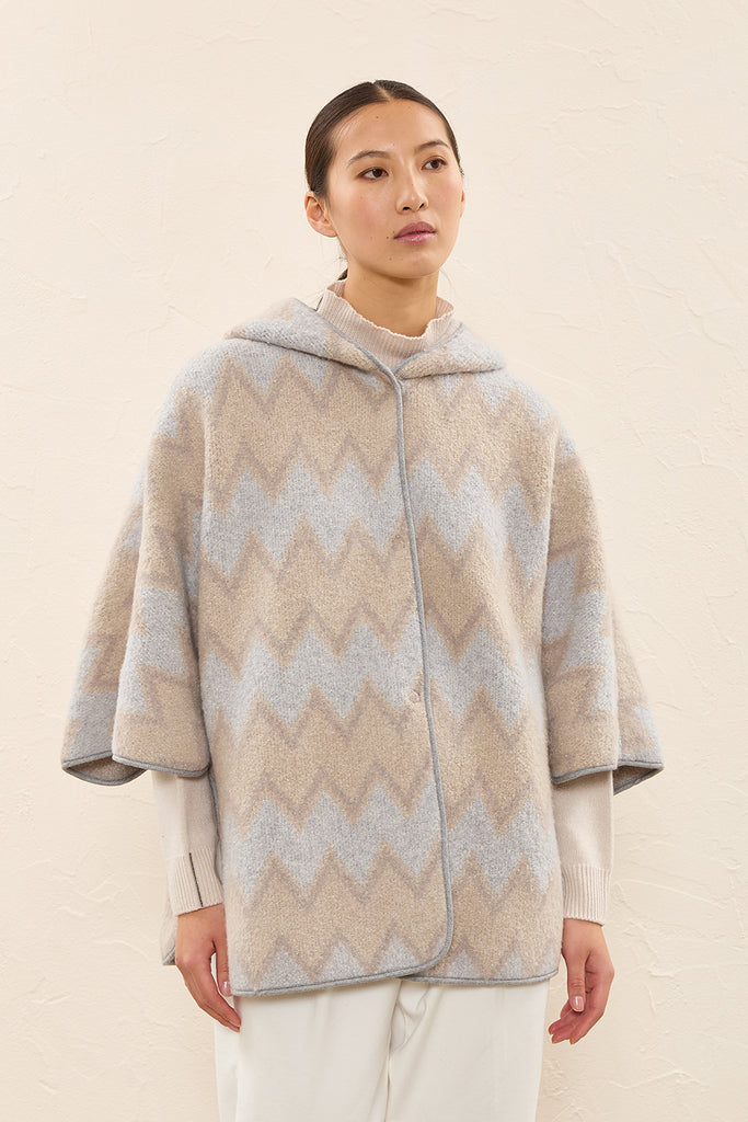Roomy pure new wool and cashmere cape  